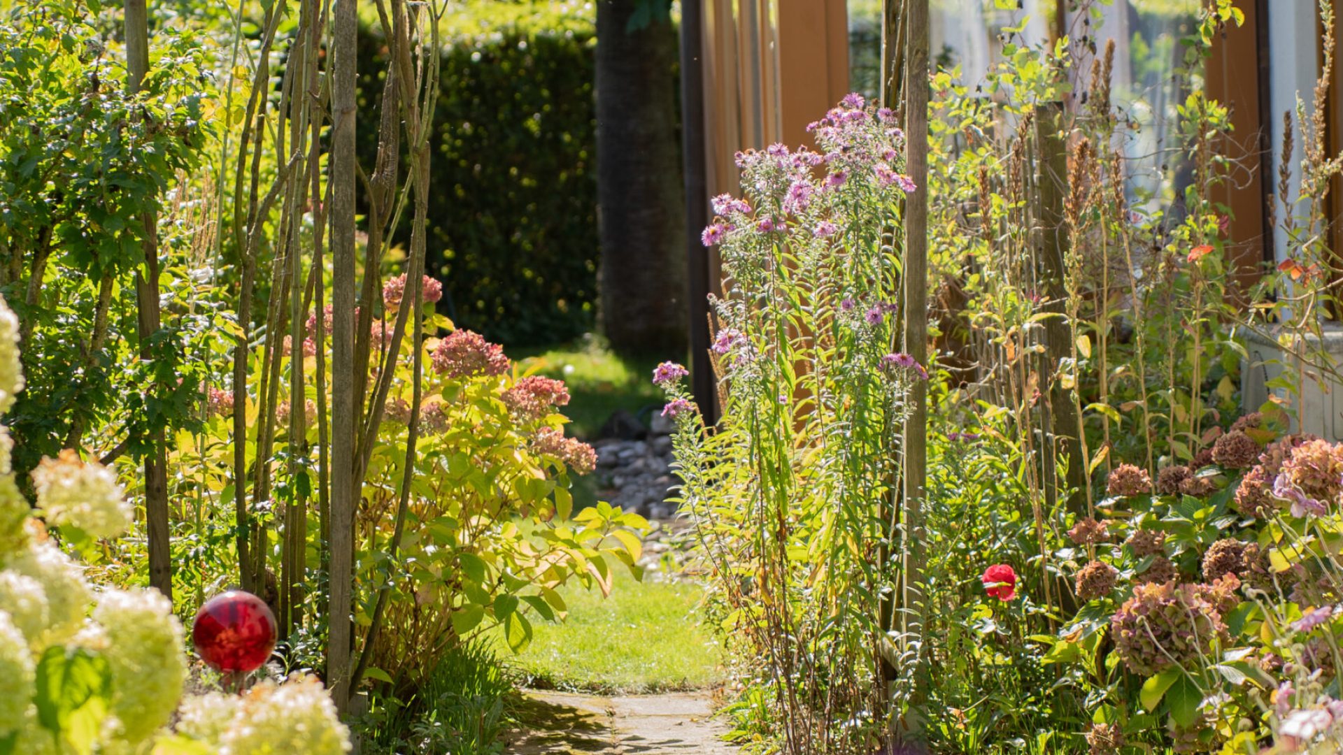 02_Gartendurchgang