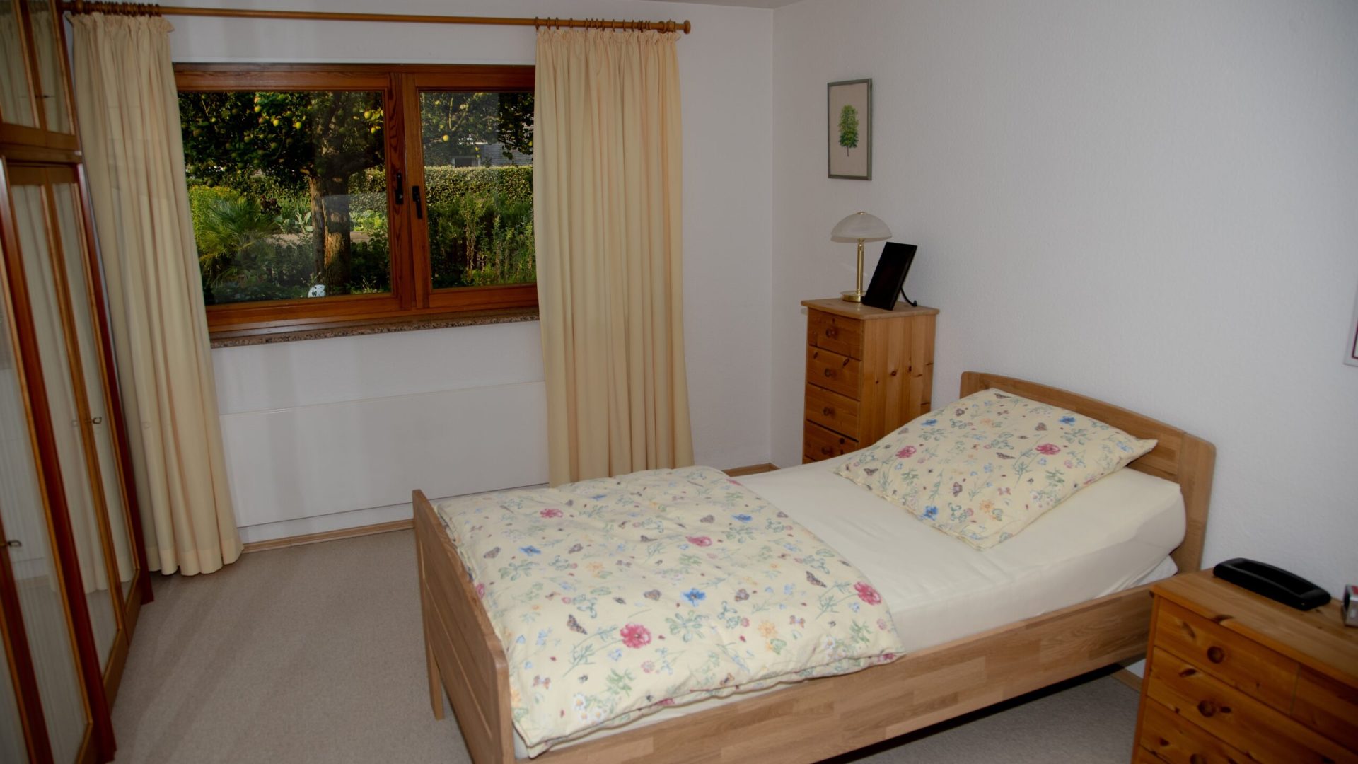 Einlieger EG Schlafzimmer