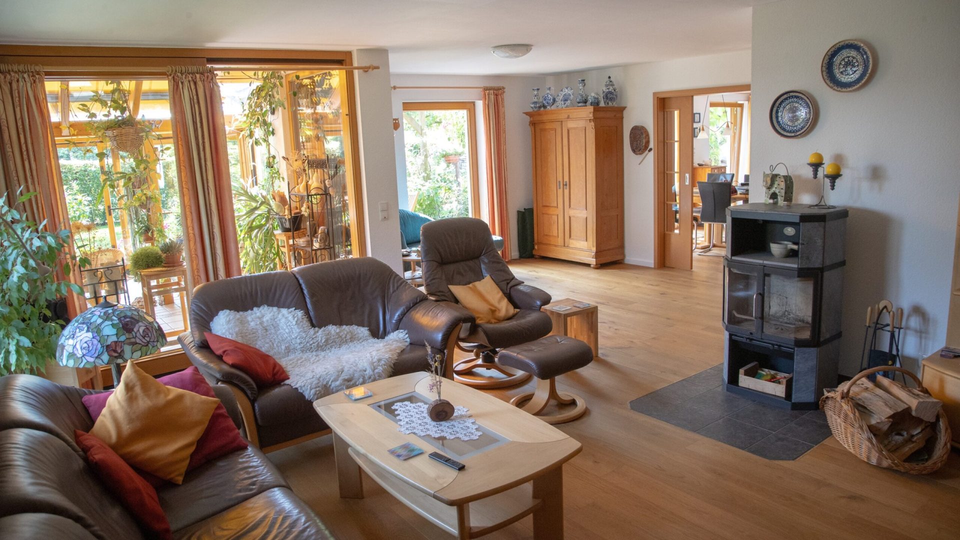 Hauptwohnung EG Wohnzimmer